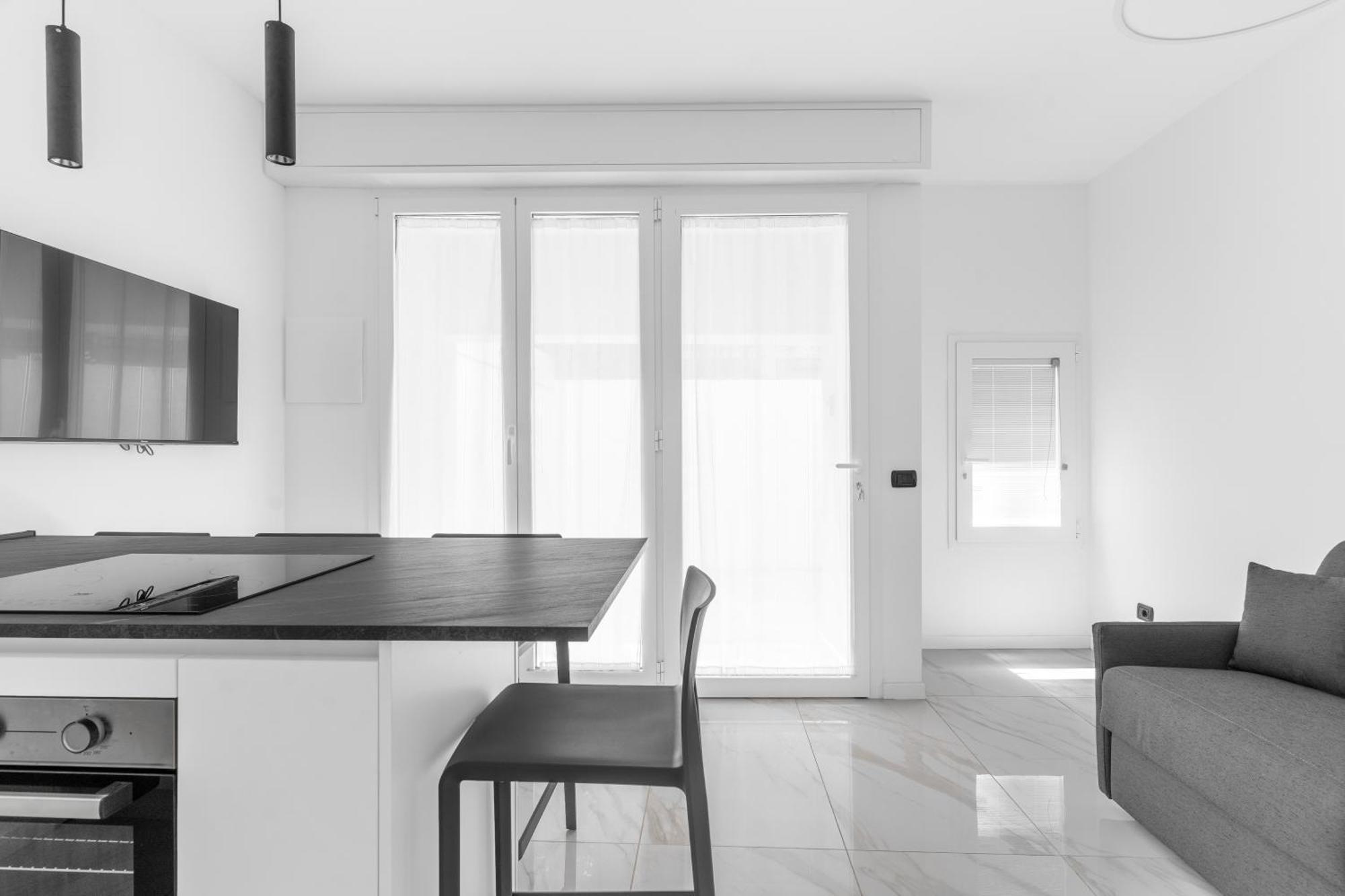 Mi Casa - Appartamento In Ponte Nuovo Милан Экстерьер фото