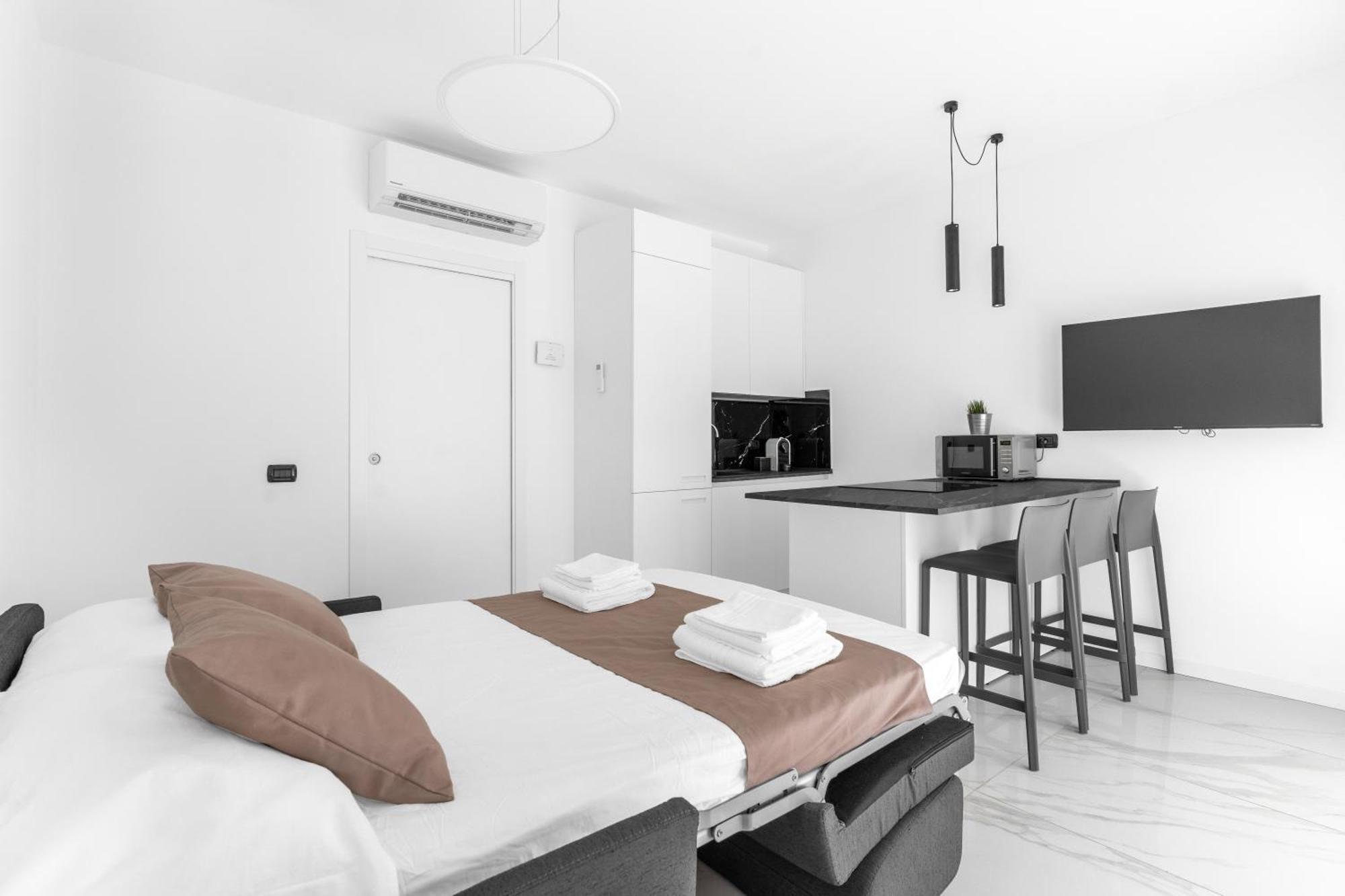Mi Casa - Appartamento In Ponte Nuovo Милан Экстерьер фото