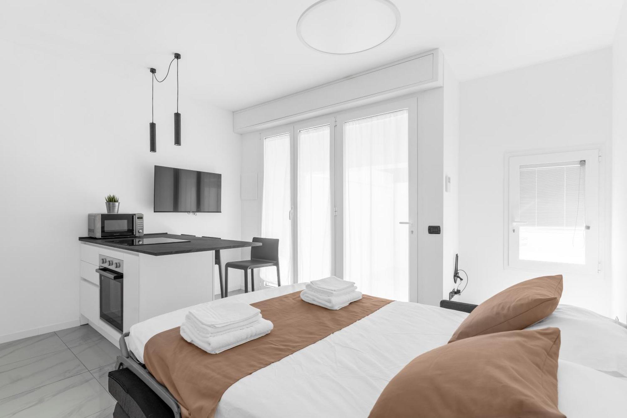 Mi Casa - Appartamento In Ponte Nuovo Милан Экстерьер фото