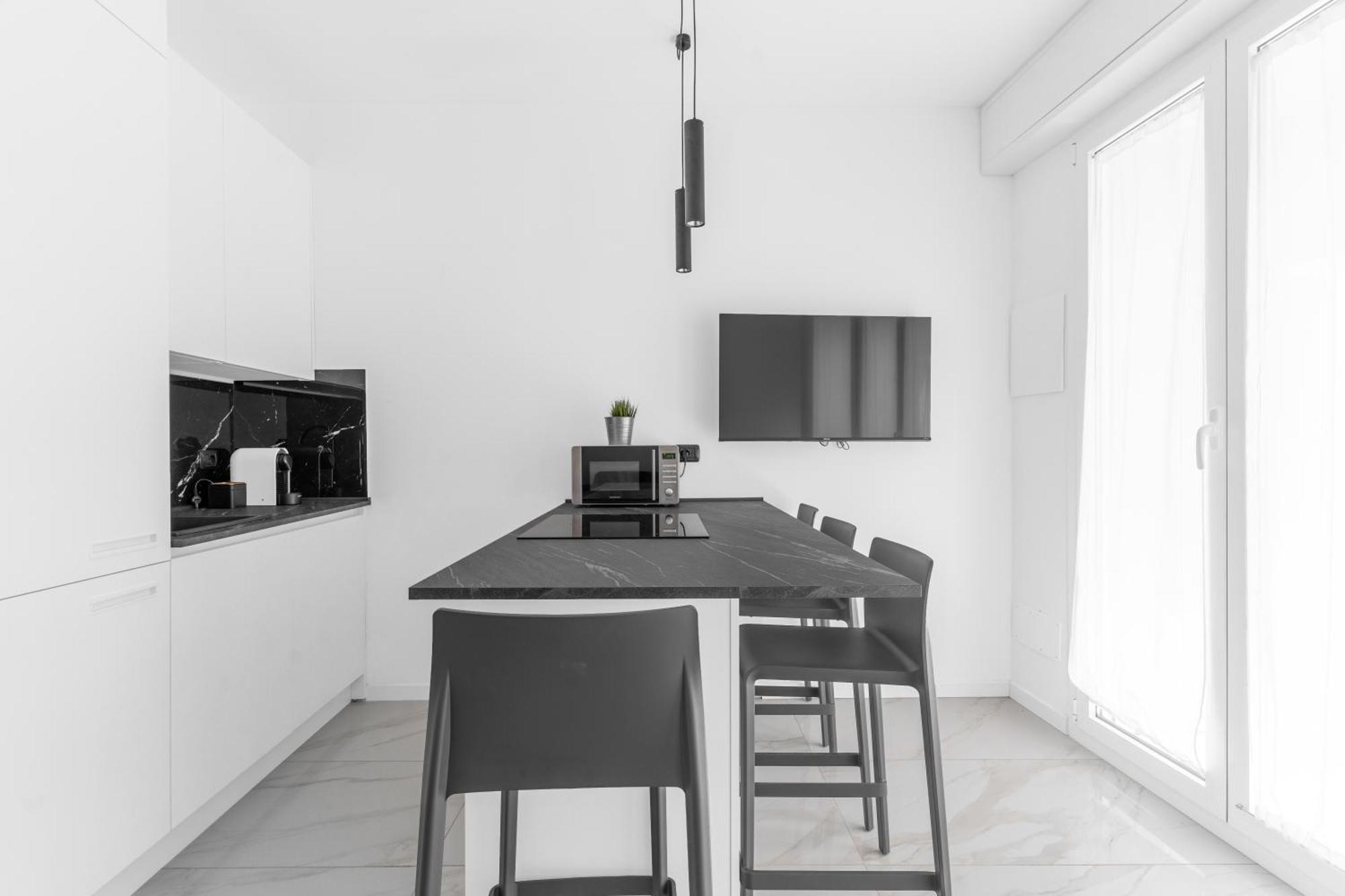 Mi Casa - Appartamento In Ponte Nuovo Милан Экстерьер фото