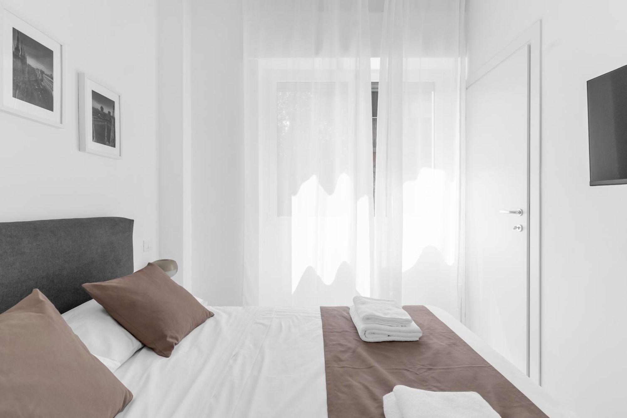 Mi Casa - Appartamento In Ponte Nuovo Милан Экстерьер фото